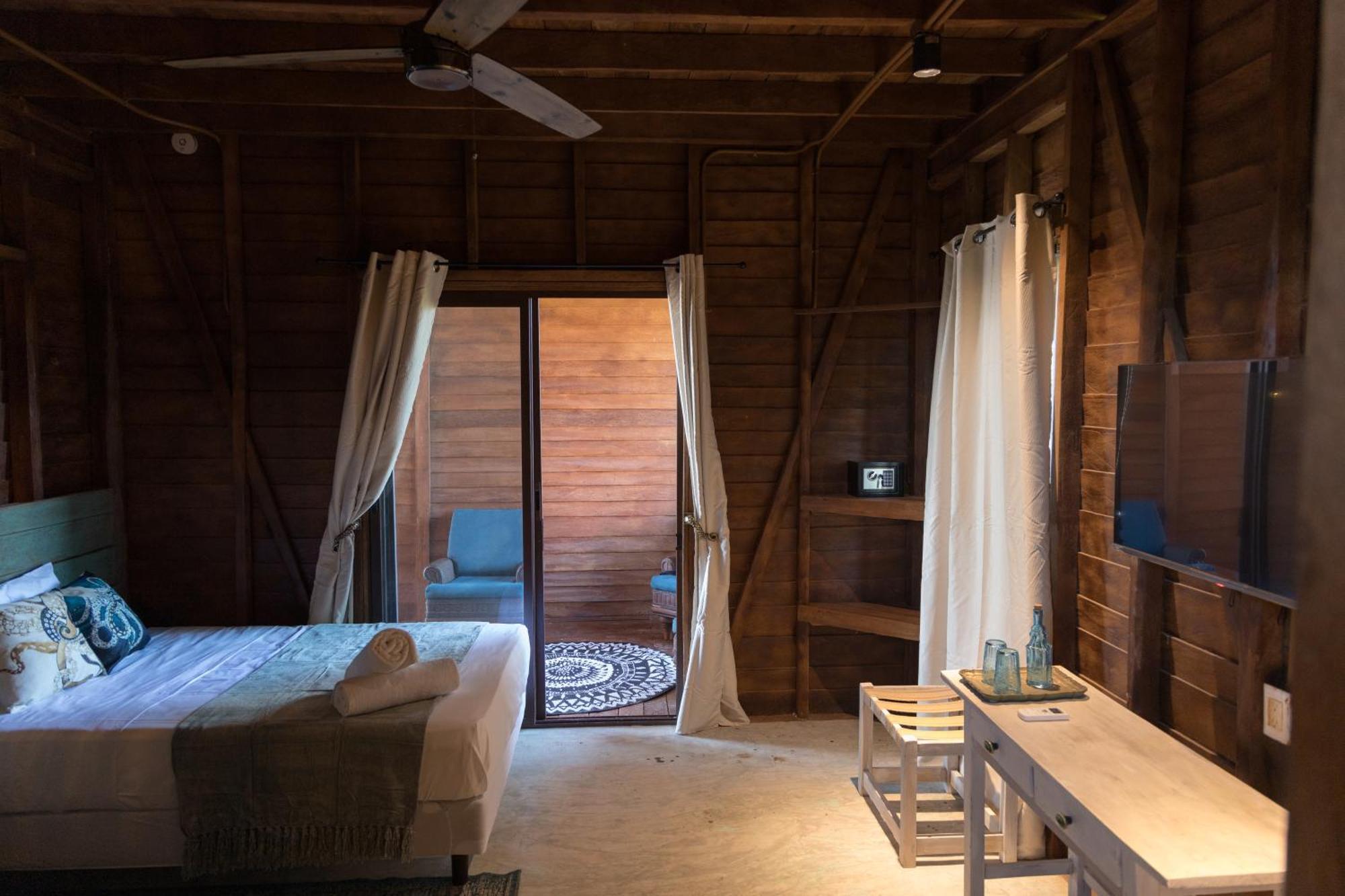 Krak-Inn Holbox - Self Check In Ngoại thất bức ảnh